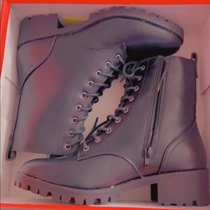 True Craft Black boots